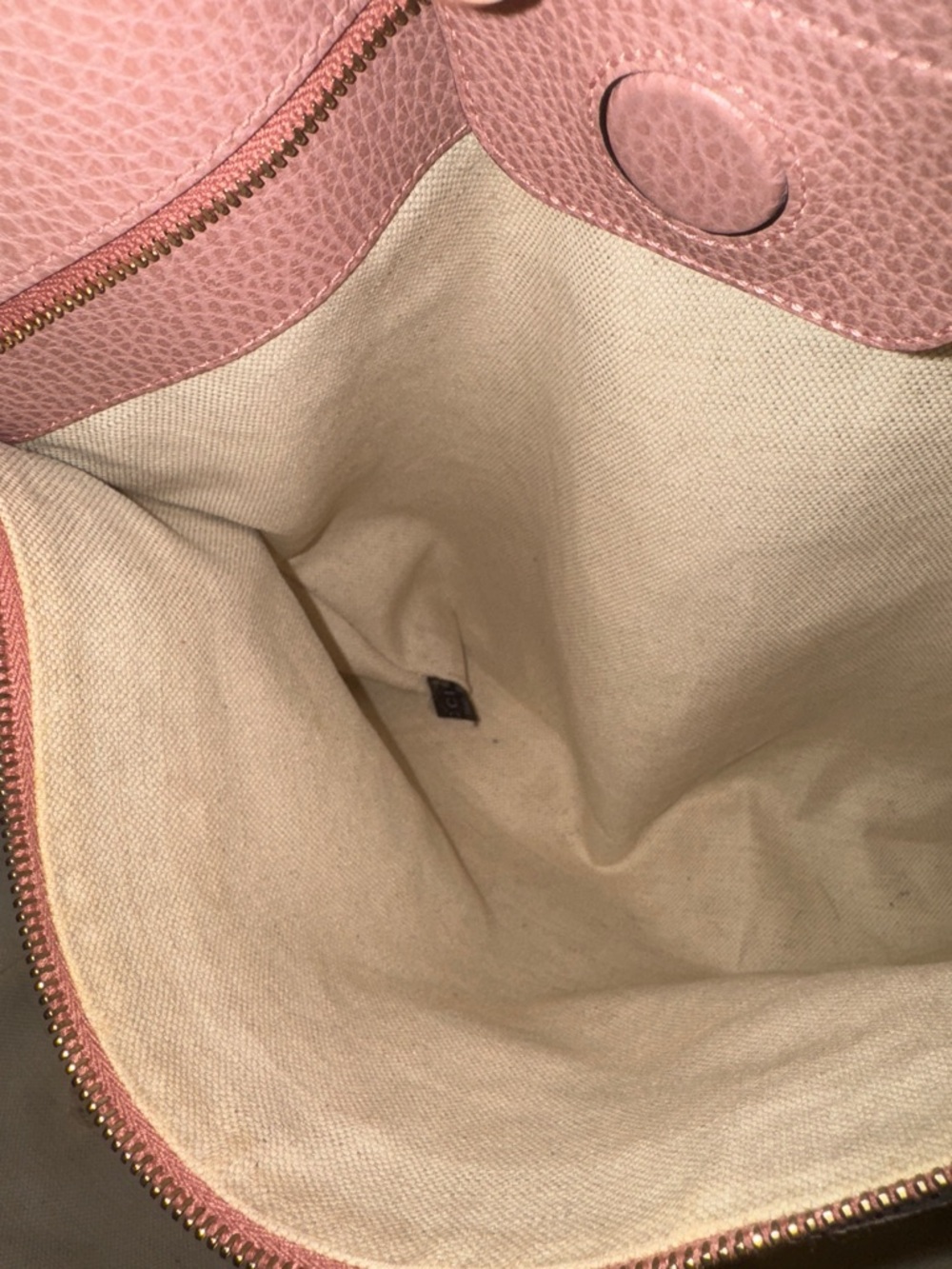 Authentic Gucci Swing Tote Bag with Pink Interior - Picture 10 of 12